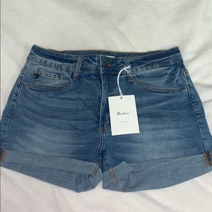NWT Kan Can Light Wash Demin Shorts